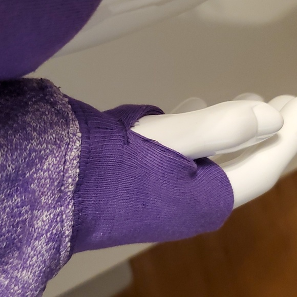 🎄5/$30🎄NWT Natalie Hoodie - Picture 3 of 7